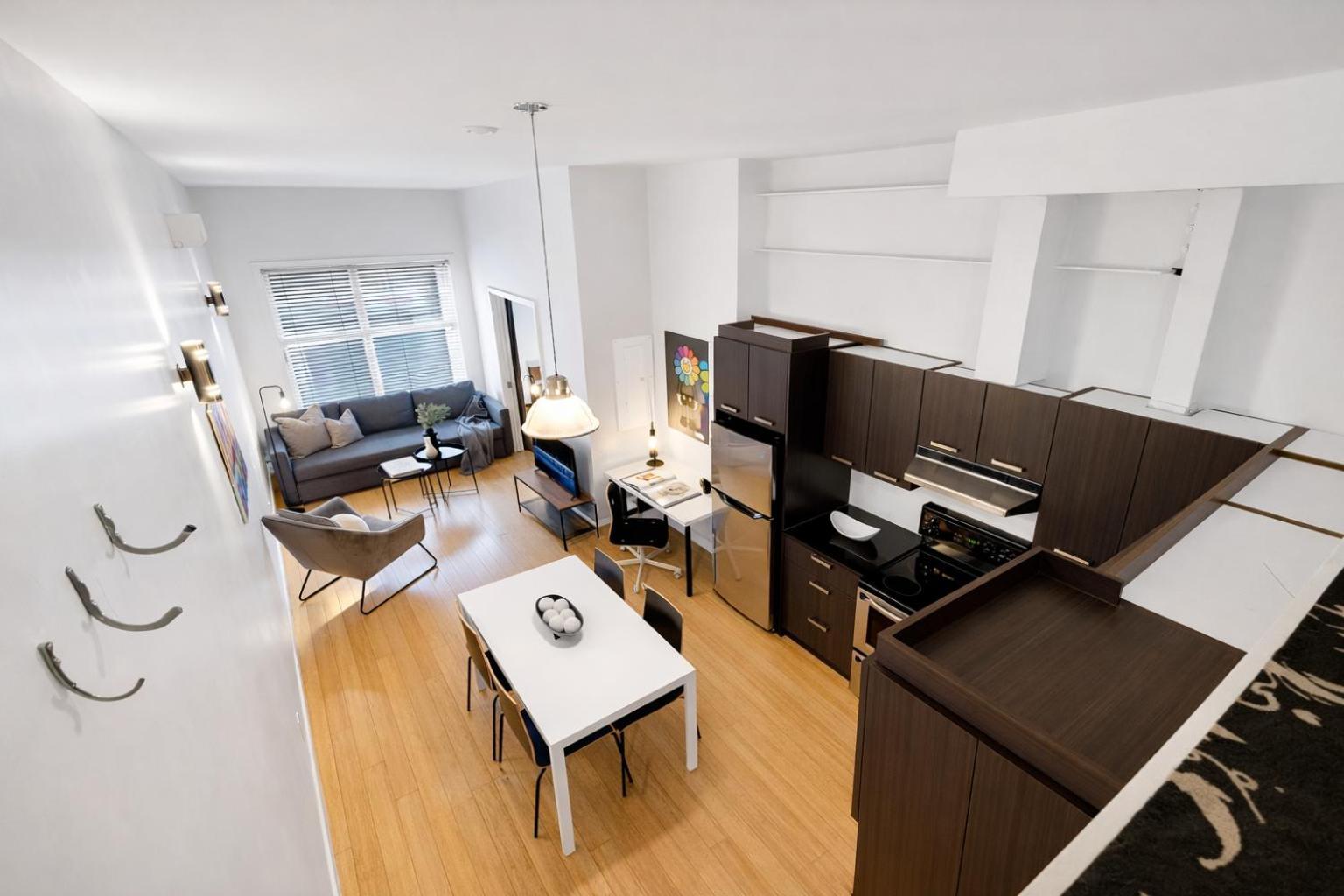 Liv Mtl Main Plateau Urban Suites Near Downtown Montreal — Photos 3